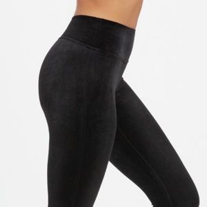 SPANX BLACK VEKVET LEGGINGS